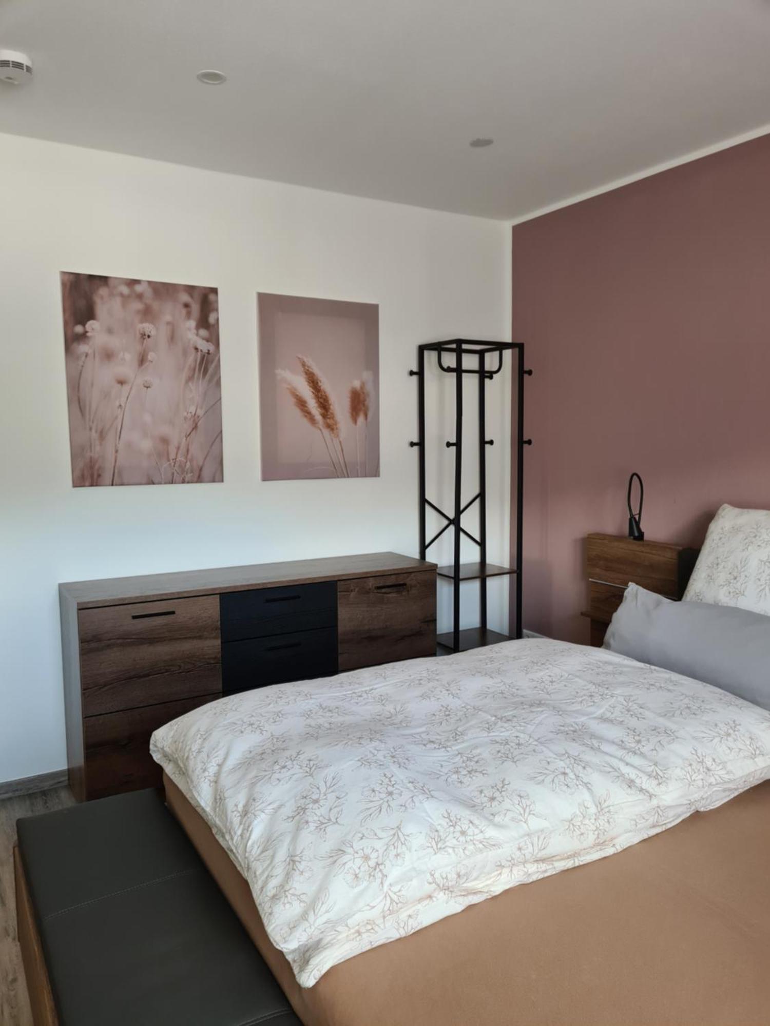 Ferienwohnung Burgblick Pelm Extérieur photo